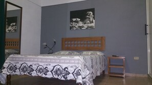 Classic-Zimmer, 1 Schlafzimmer | 2 Schlafzimmer, Zimmersafe, Bügeleisen/Bügelbrett, Bettwäsche