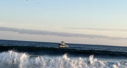 Summer 2026 - Updated 2 Bedroom in Snug Harbor East Matunuck Pet Friendly