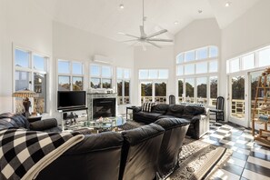 Smart TV, fireplace, DVD player, foosball