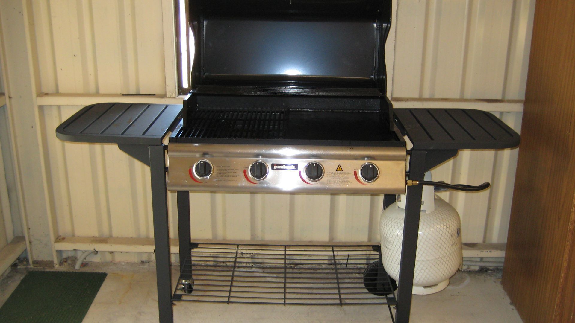 Innes National Park is just footsteps away from this perfectly located property — image 6