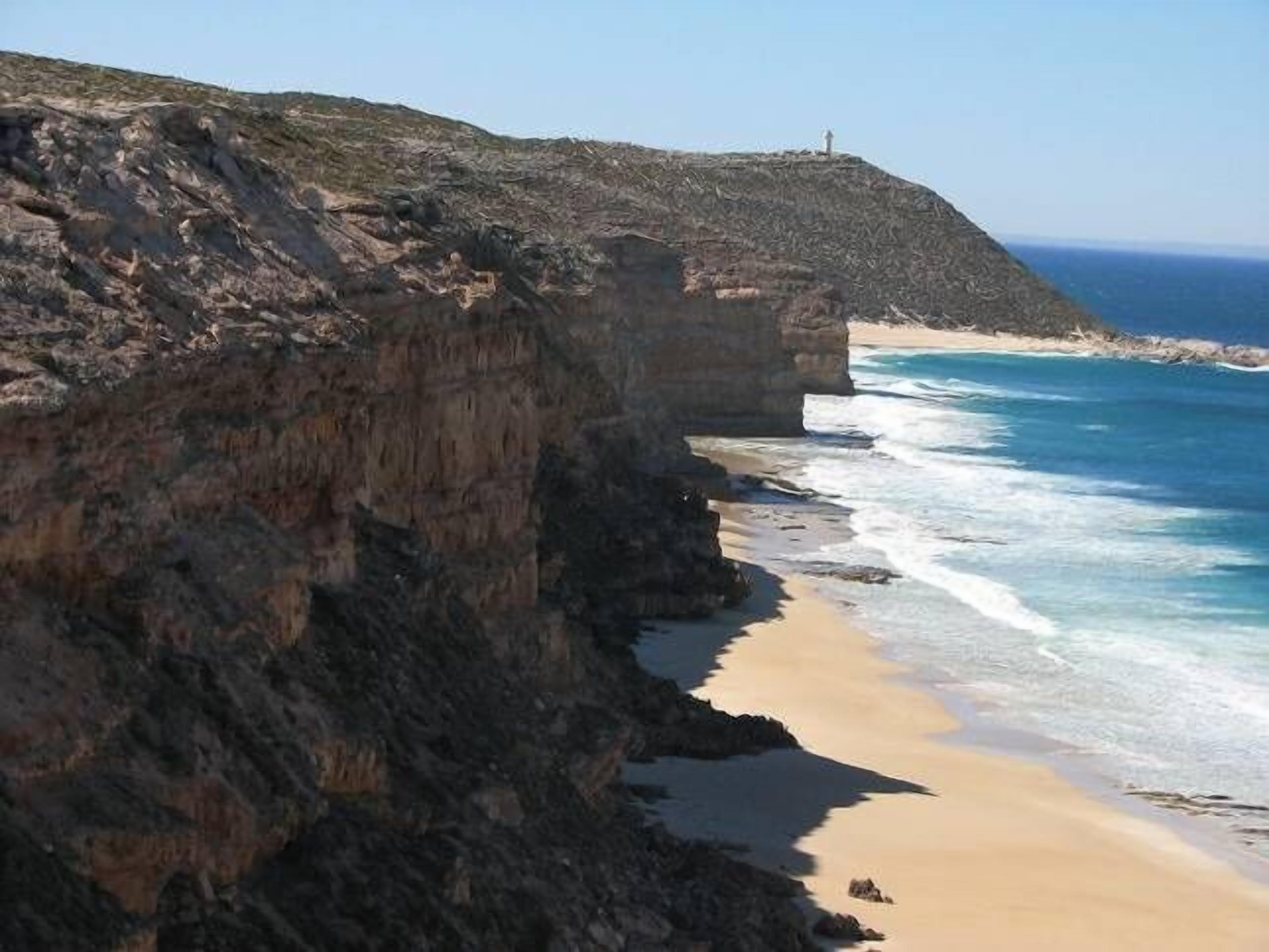 Innes National Park is just footsteps away from this perfectly located property — image 24
