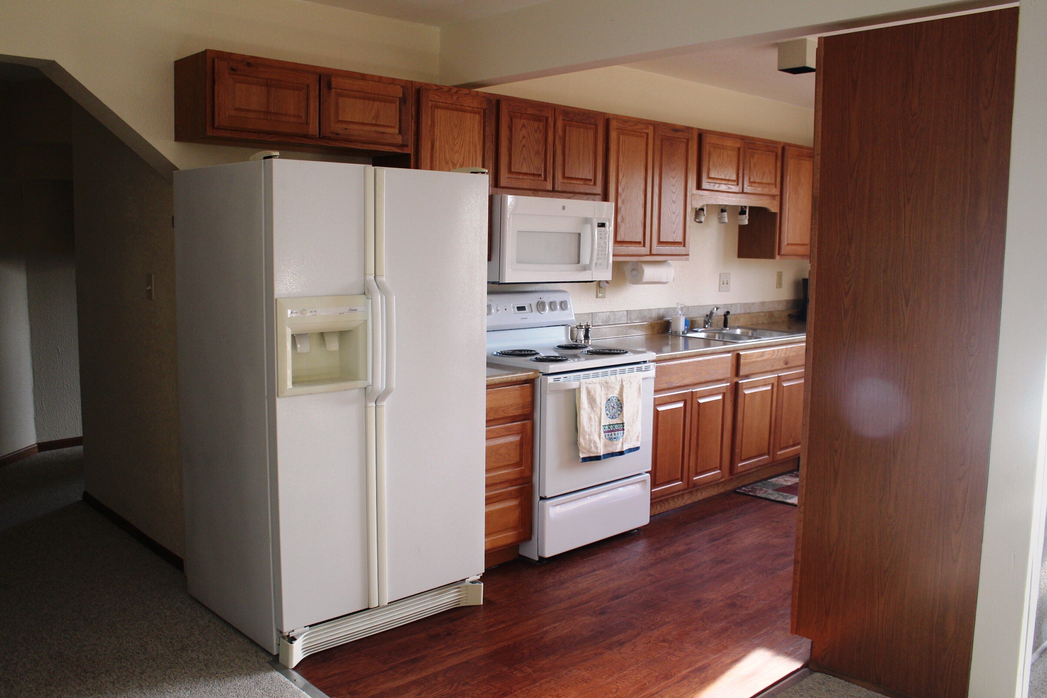 Alaskan Trailside With Views