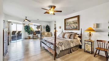 4 bedrooms, desk, iron/ironing board, WiFi