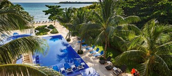 13BDR BEACH-FRONT VILLA-PRIVATE CHEF INCL-WEDDINGS-BUSINESS RETREATS-FAMILY-GOLF