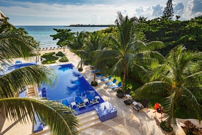 13BR Luxury Beachfront Villa w/ Chef, Pool, Staff - Weddings/Family Reunions