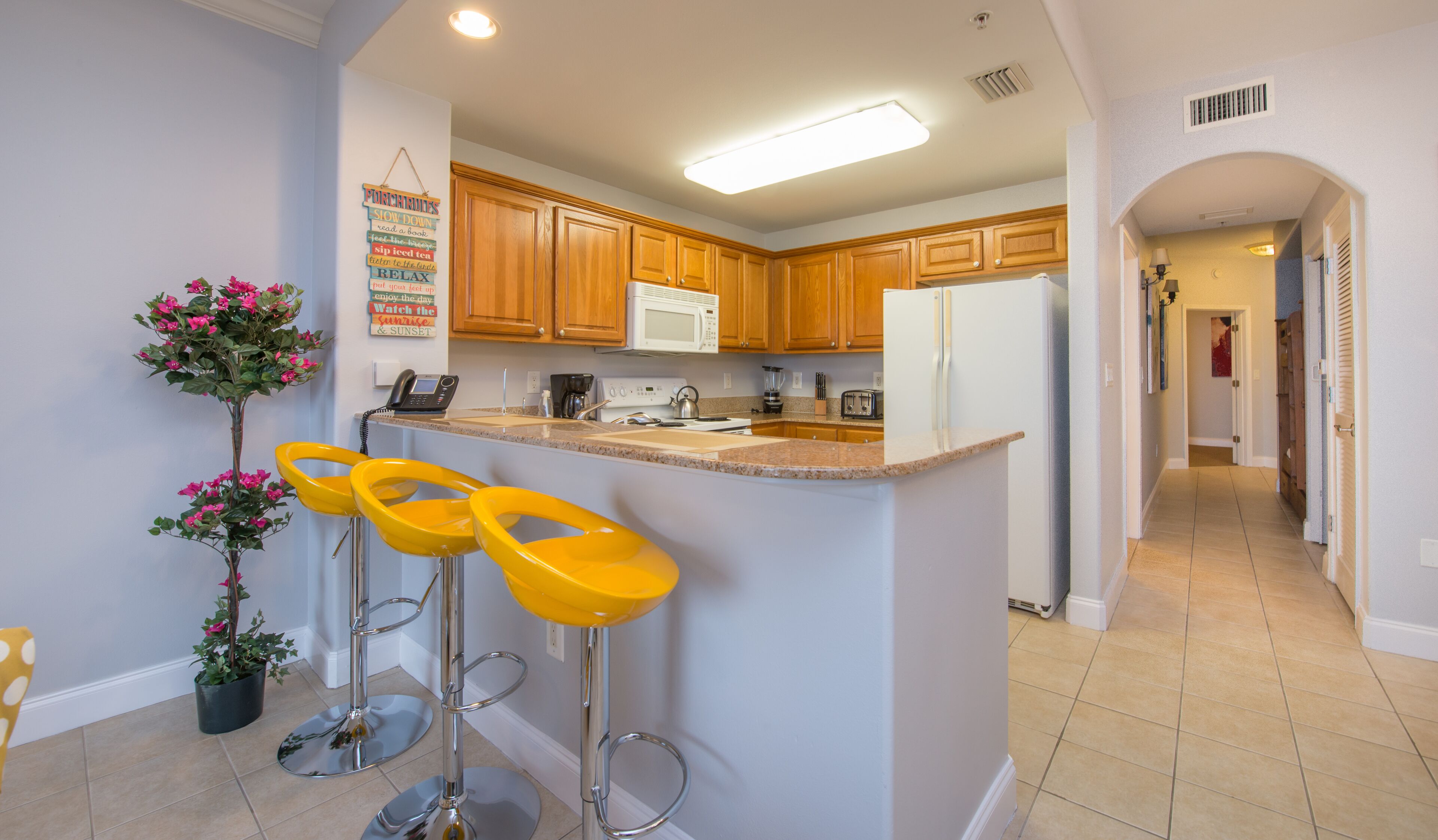 Amazing Water View, 1 Mile to Disney,Newly Renovated 