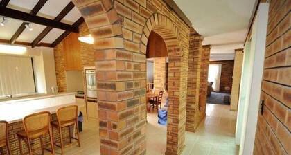 Seagate Beach Retreat - with private pool and integrated spa (spa is unheated).