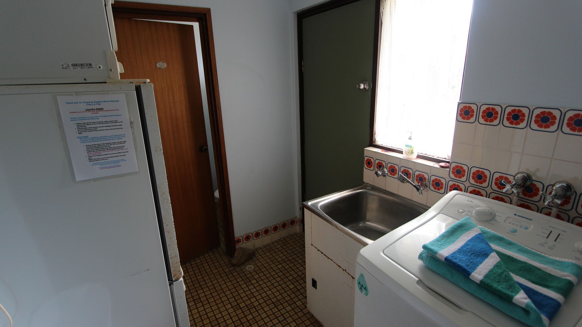 Seagate Beach Retreat - with private pool and integrated spa (spa is unheated). — image 18