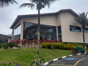 Exterior - House in a Hanga Roa Resort in Bertioga. Gated community (Bertioga)