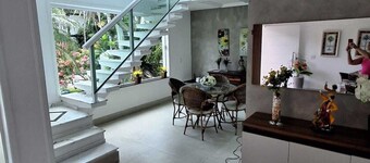 House in a Hanga Roa Resort in Bertioga. Gated community