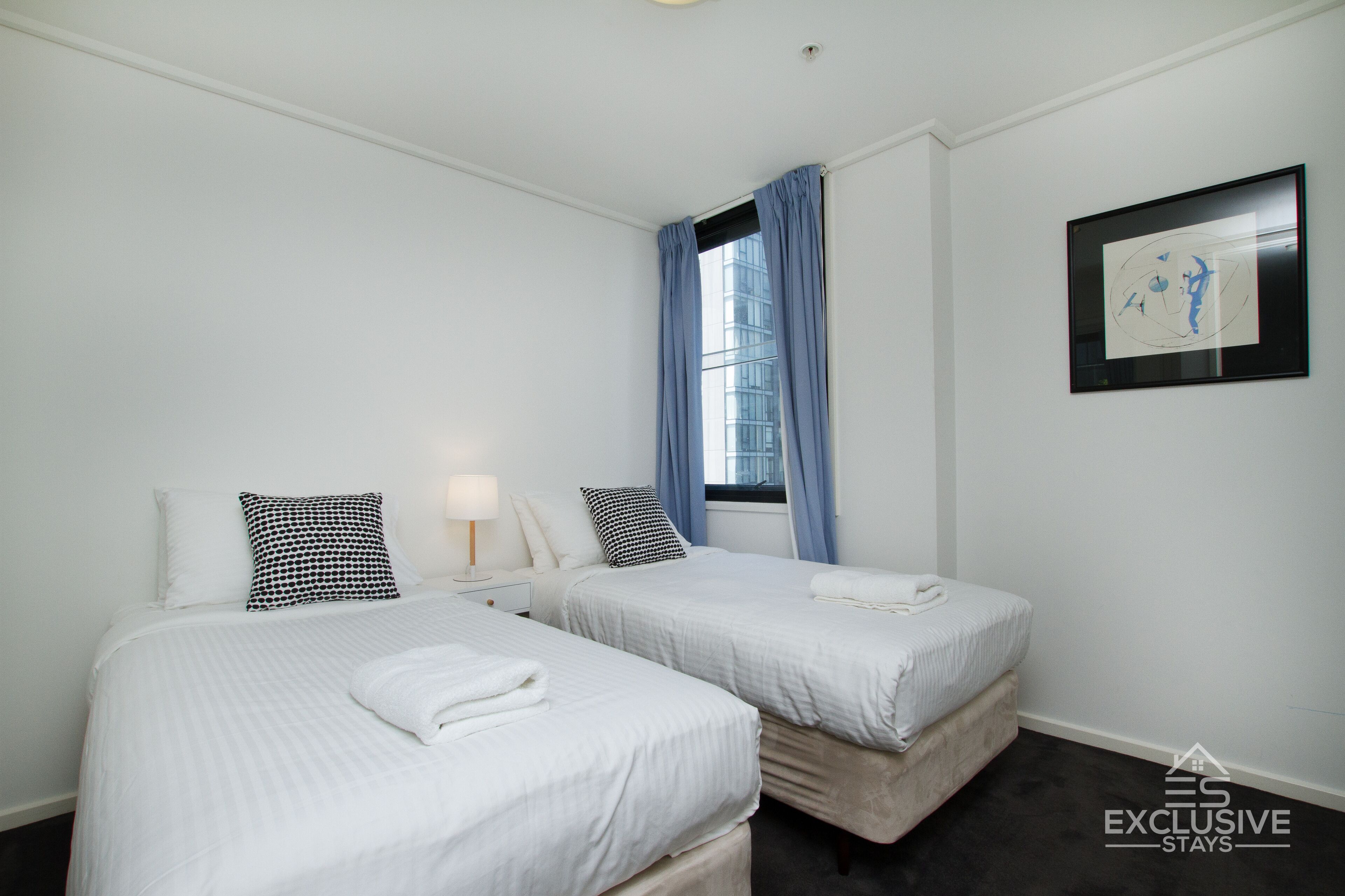 Exclusive Stays - Summit — image 13