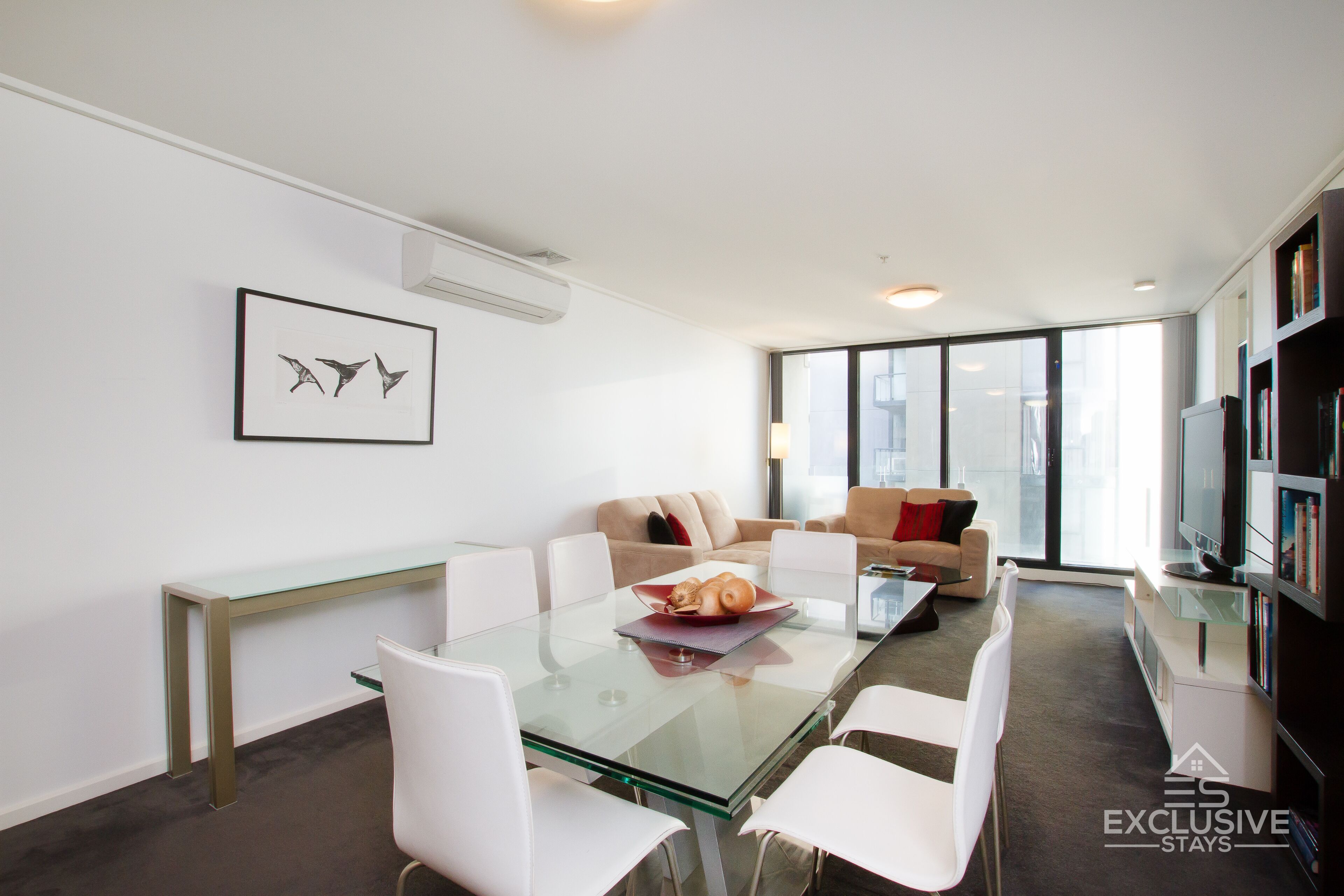 Exclusive Stays - Summit — image 6