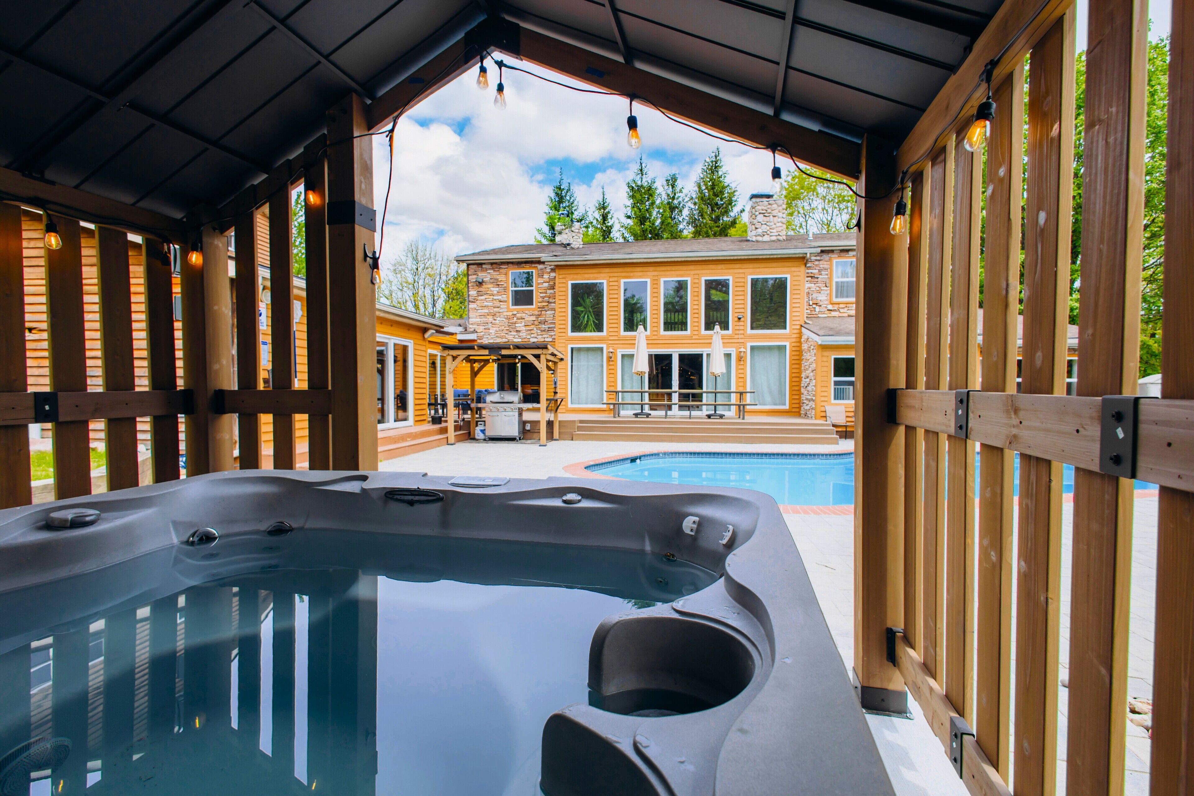 Indoor pool, outdoor pool
