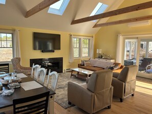 Smart TV, fireplace, table tennis, books