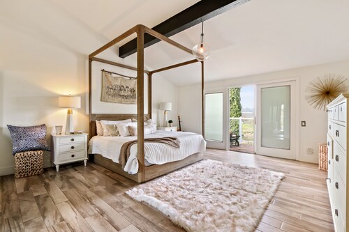 Orange County Oasis!