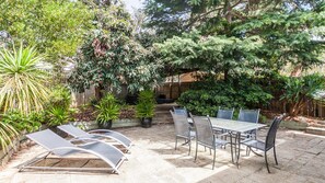 Outdoor dining - Idyllic Ingram - Anglesea (Anglesea)