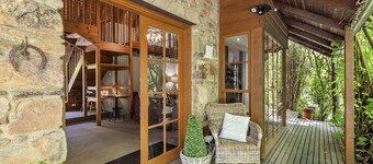 Stonehenge Retreat Ballarat