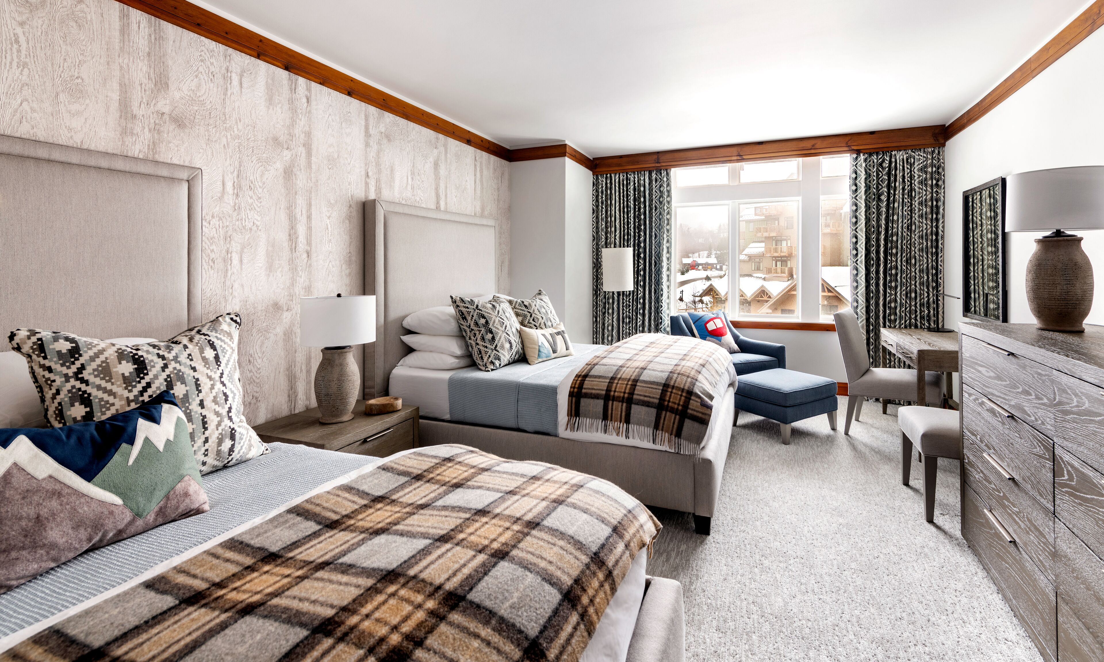 Lodge at Spruce Peak - Lux 3 Bdrm, Ski In/Out & Steps Away from All the Action!