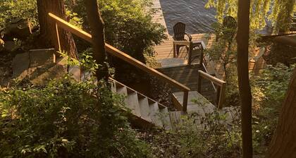 Ranta mökki yksityinen ranta ja telakka, hämmästyttävä kuisti auringonlaskunäkymät