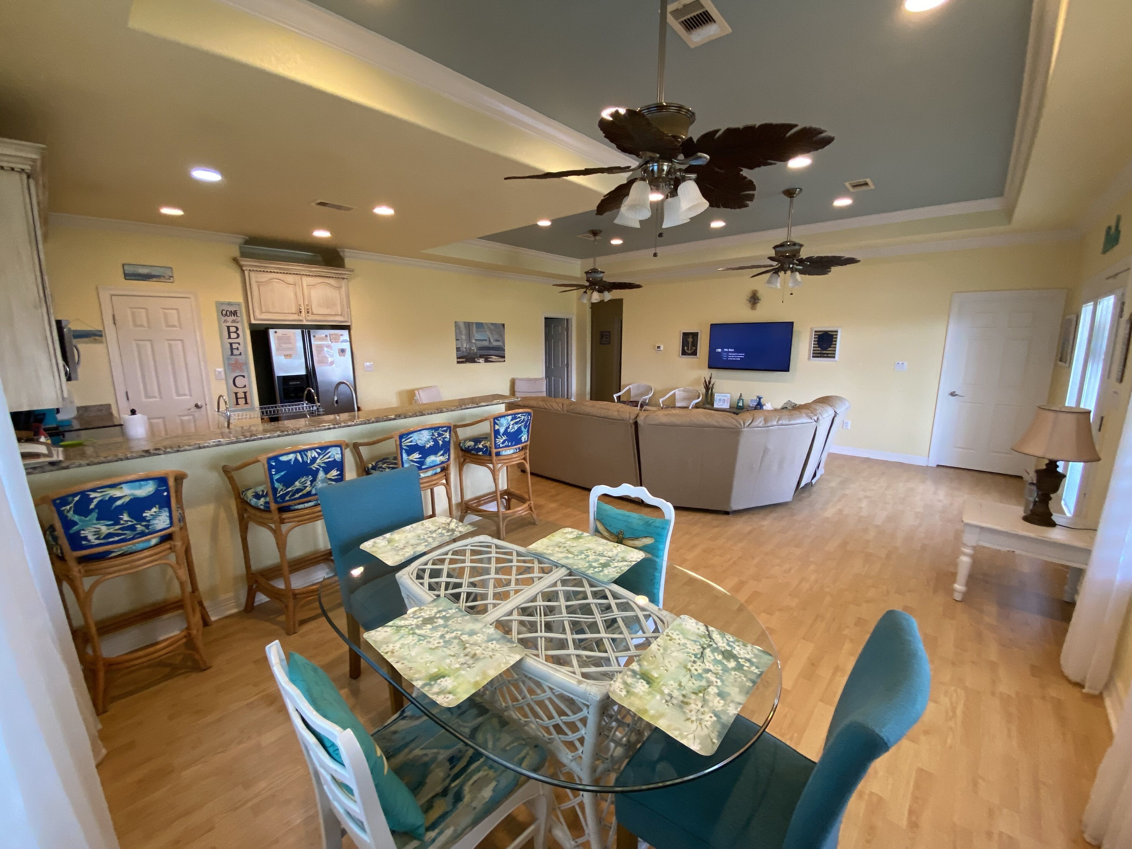 'Come Away With Me'...