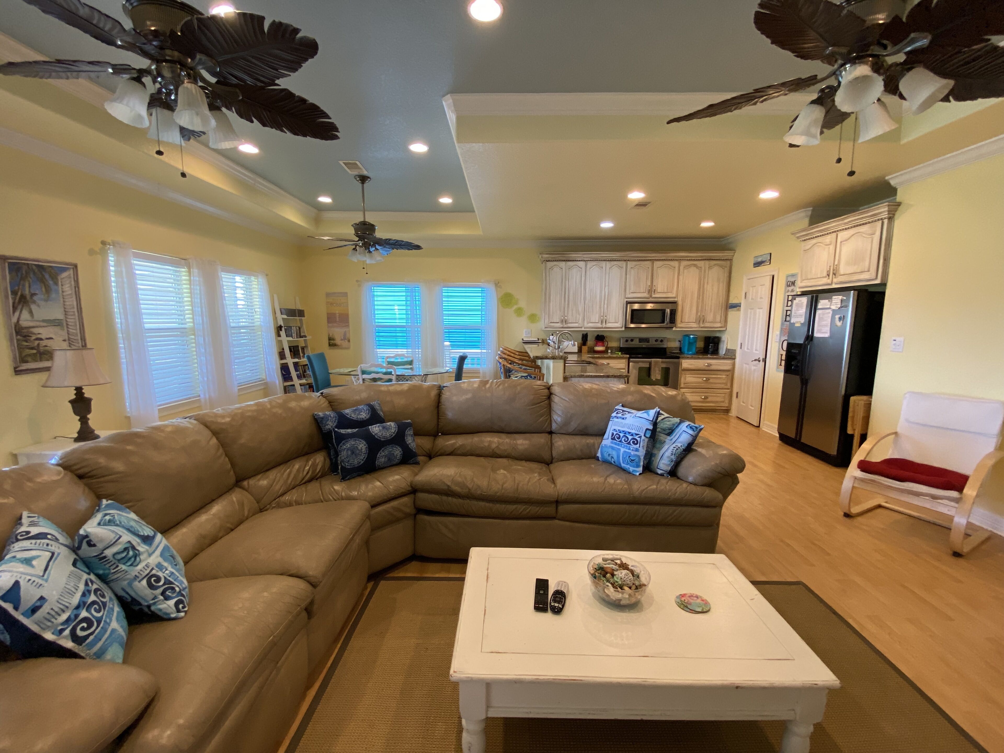 'Come Away With Me'...