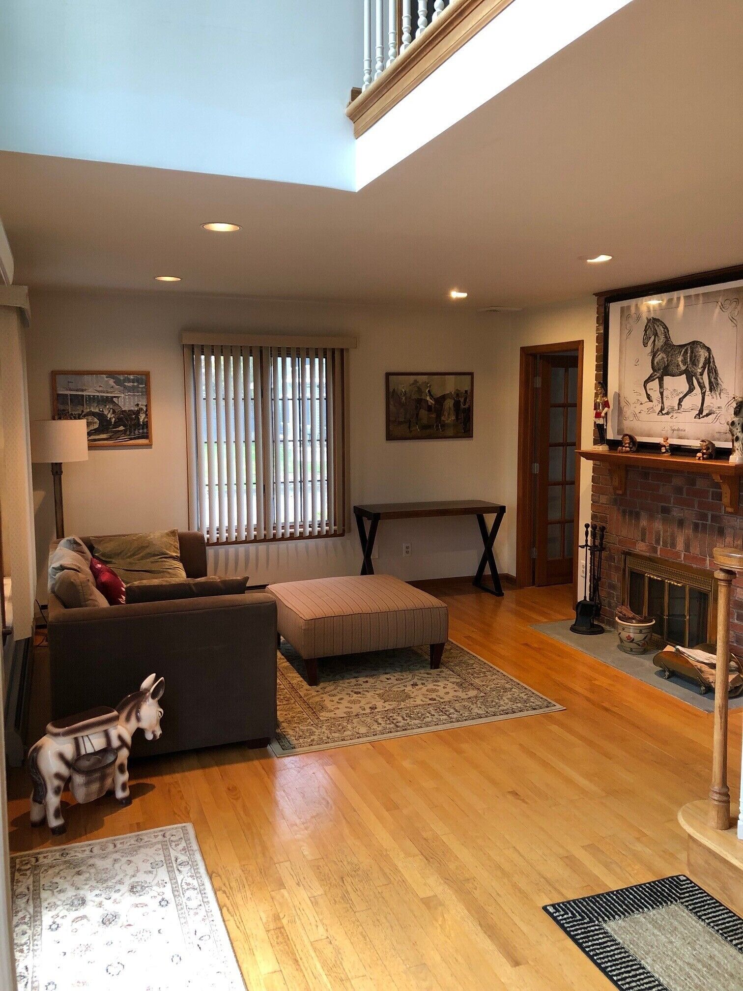 Giddy Up! Racetrack Rental only 3-Blocks from Track Entrance