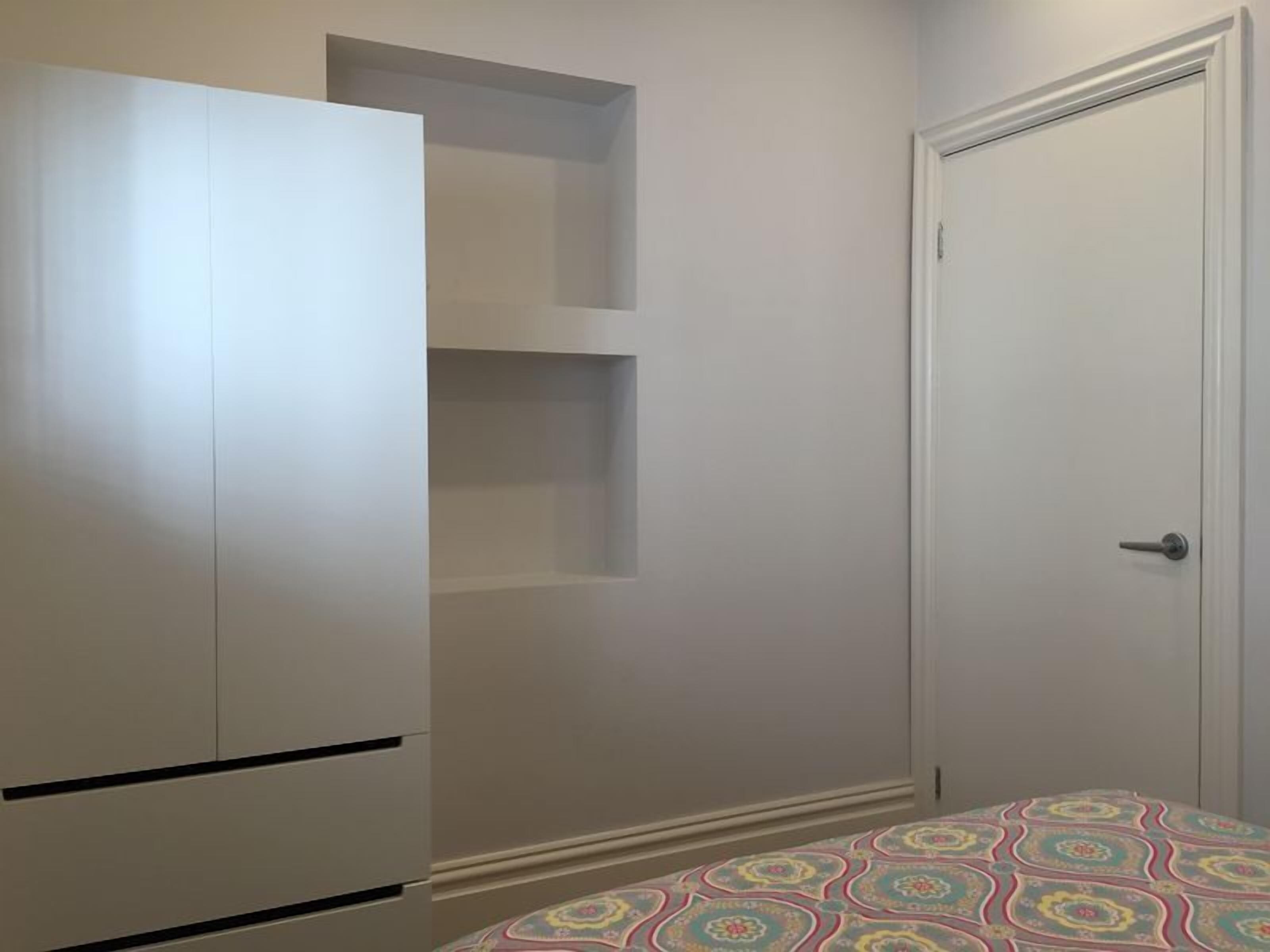 Superb Location Between City & Bondi Beach in Bondi Junction — image 13