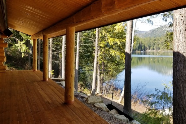 Spacious Front Porch