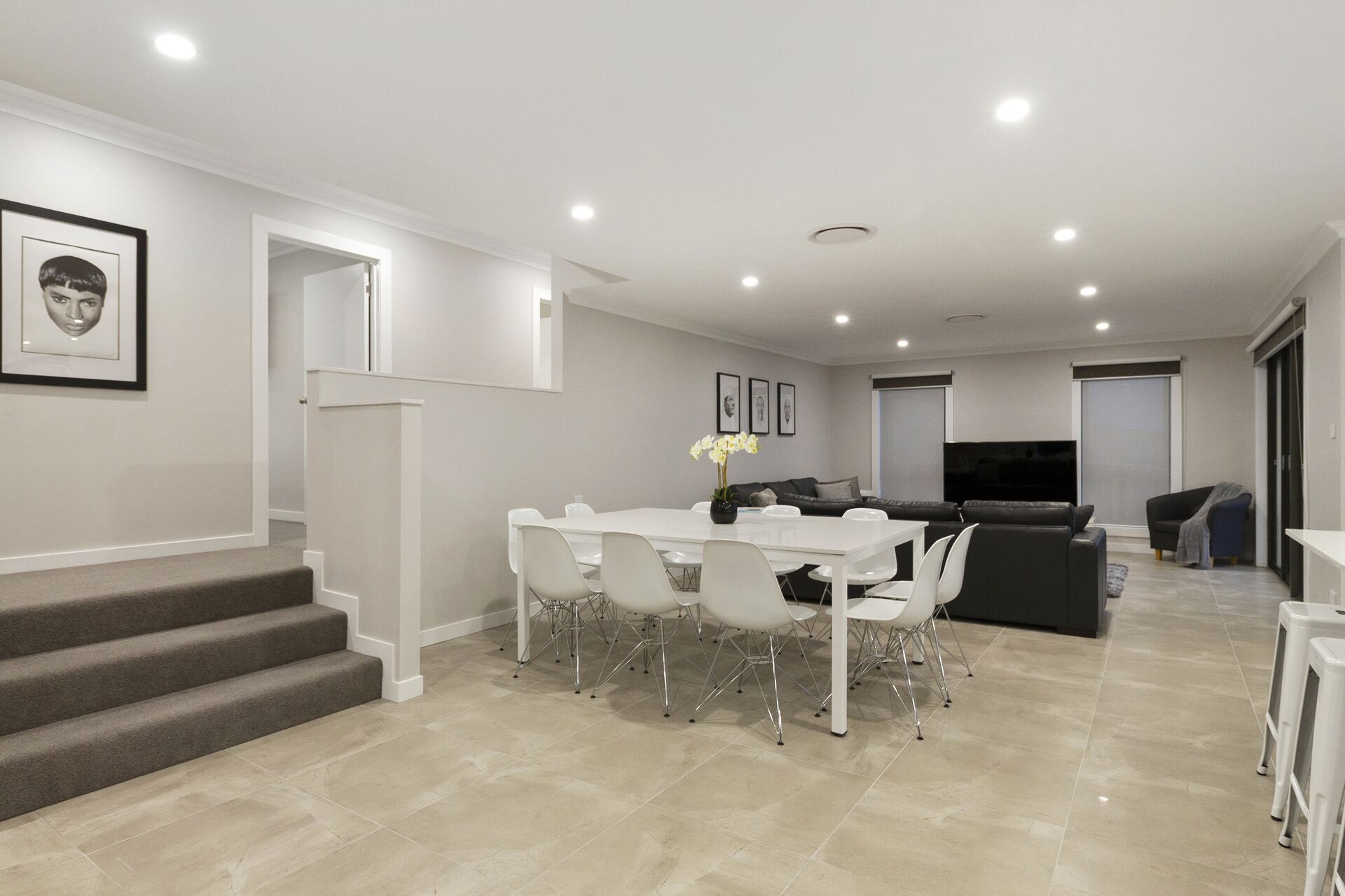 Rise House Hobart - Outstanding! Luxury family home