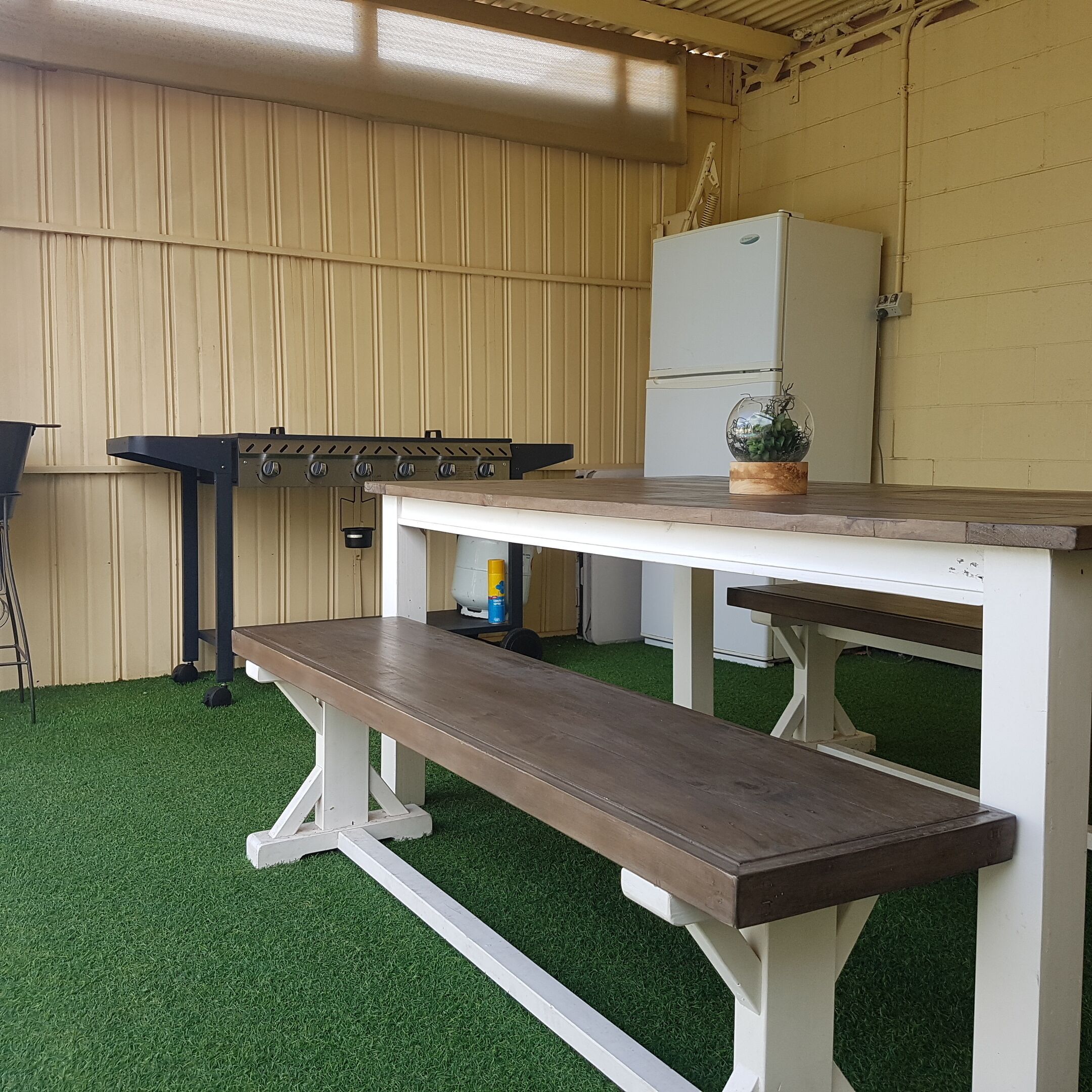 Magnificent Mid Century Modern Pool house  between CBD/Glenelg. Sleeps 22 — image 30