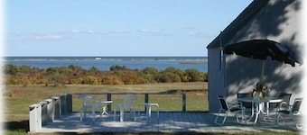 Breathtaking Waterviews with Private Beach - Harbour House with AC and Heat
