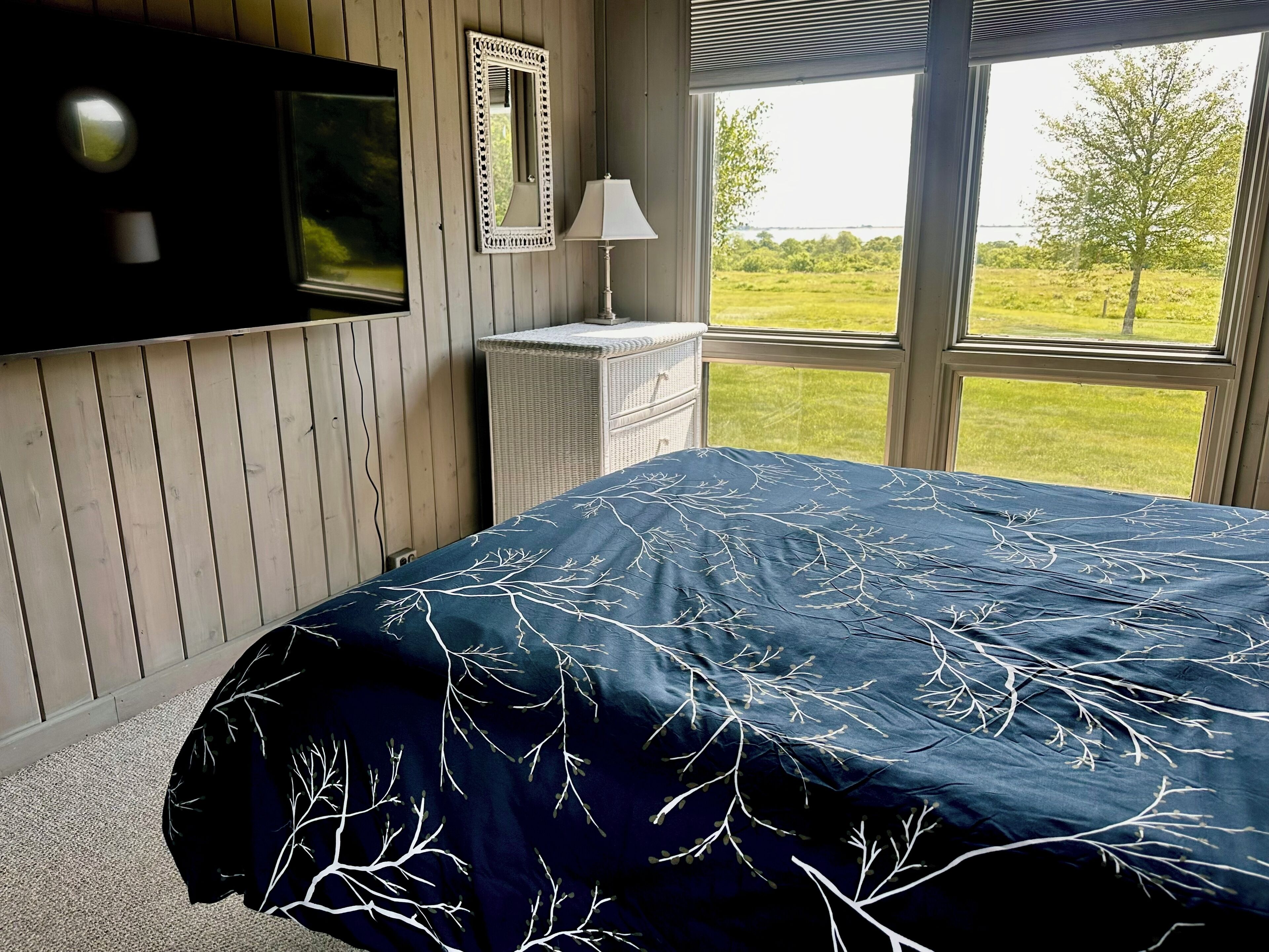 4 bedrooms, iron/ironing board, travel cot, WiFi