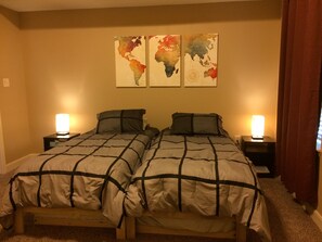 2 soverom, reiseseng for barn, wi-fi (inkludert) og sengetøy