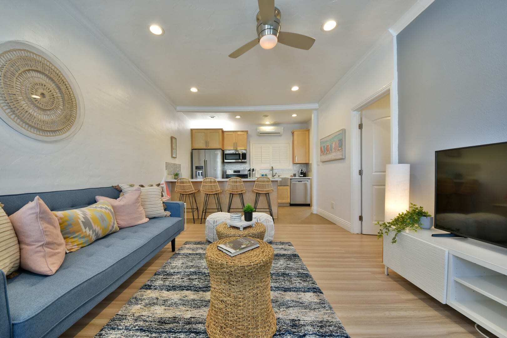 Ultra-modern Paradise Home w/ Bidet & Work Desk!