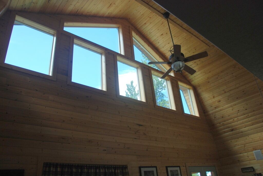 Near Zion & Bryce National Parks! Beautiful cabin, lovely mountain location!