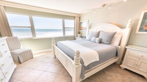2 soverom, strykejern/-brett, wi-fi og sengetøy