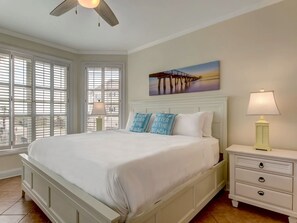 3 soverom, strykejern/-brett, wi-fi (inkludert) og sengetøy