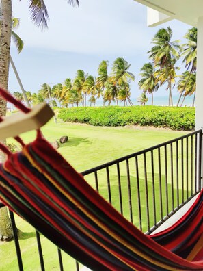 Property grounds - Beach Front & 3 levels & Terrace & Balcony & 2 Pools Max 6people (Río Grande)