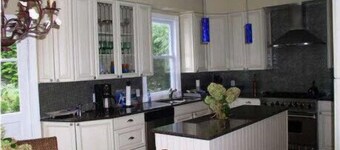 Large Victorian-fully modernized
