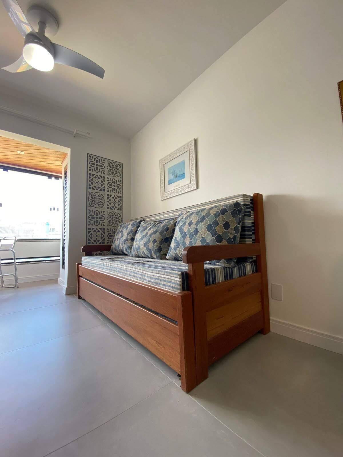 Fit BEACH- condominium in FRONT OF THE SEA. wifi, beach chairs, air, umbrella