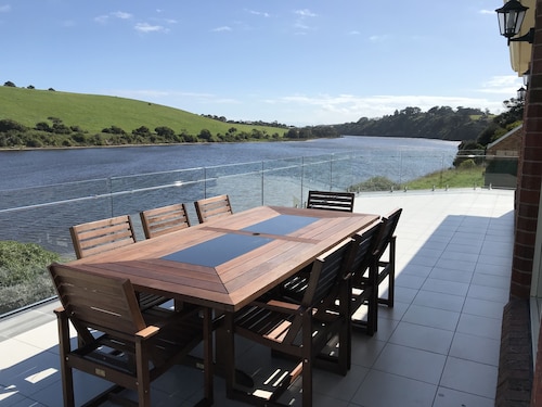 River Lodge, grande maison sur la rivière Hopkins