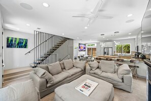 TV, fireplace, books, stereo