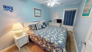 2 bedrooms, iron/ironing board, Internet, bed sheets