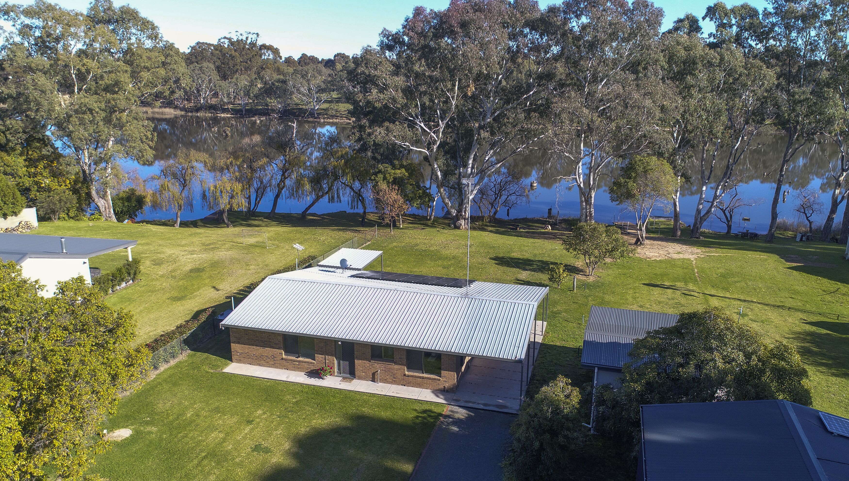 Nagambie/Goulburn Weir River House