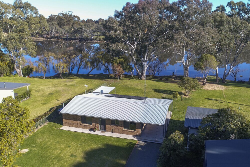 Nagambie/Goulburn Weir River House