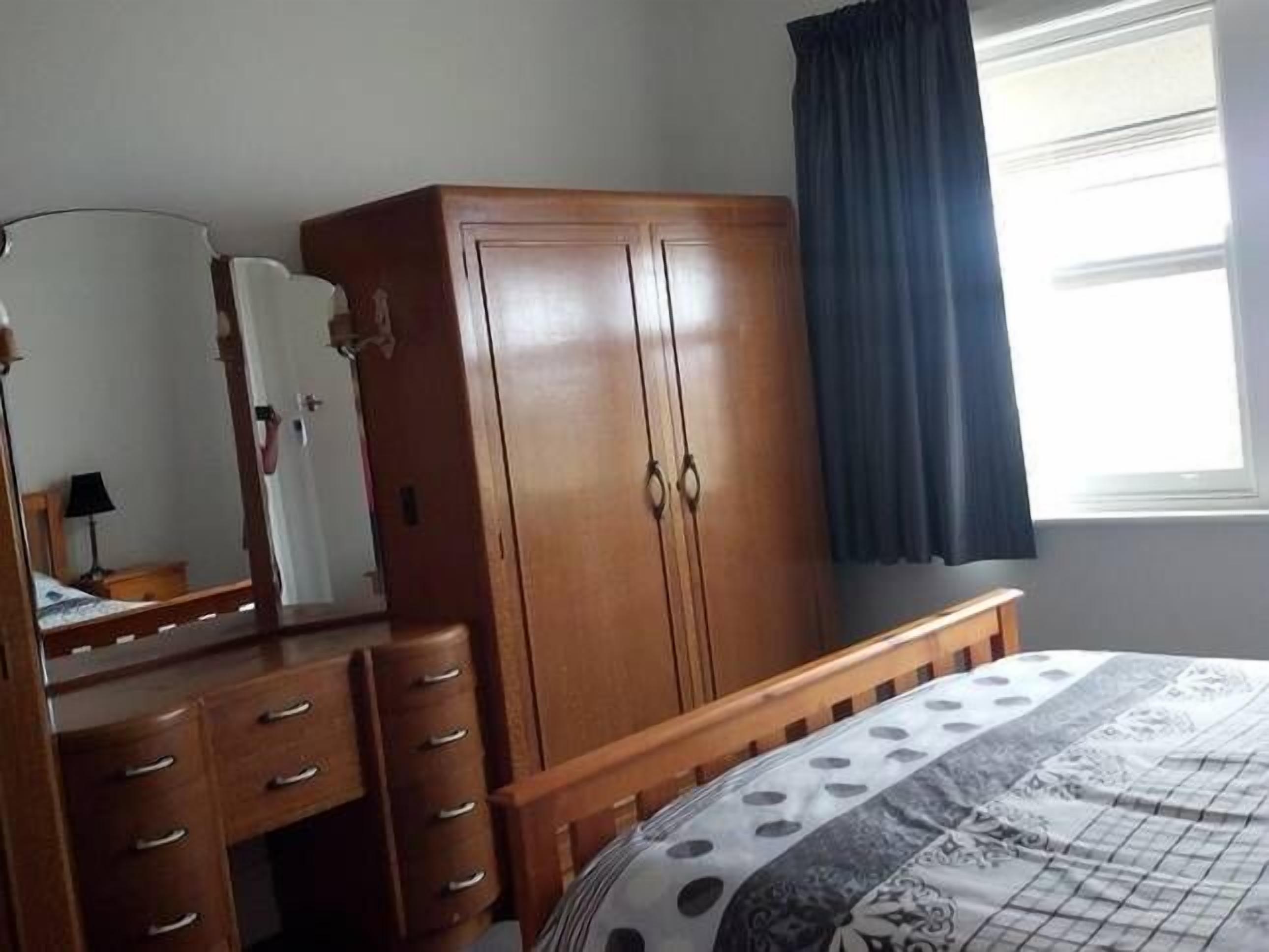 Alby's on Towler Street — image 5