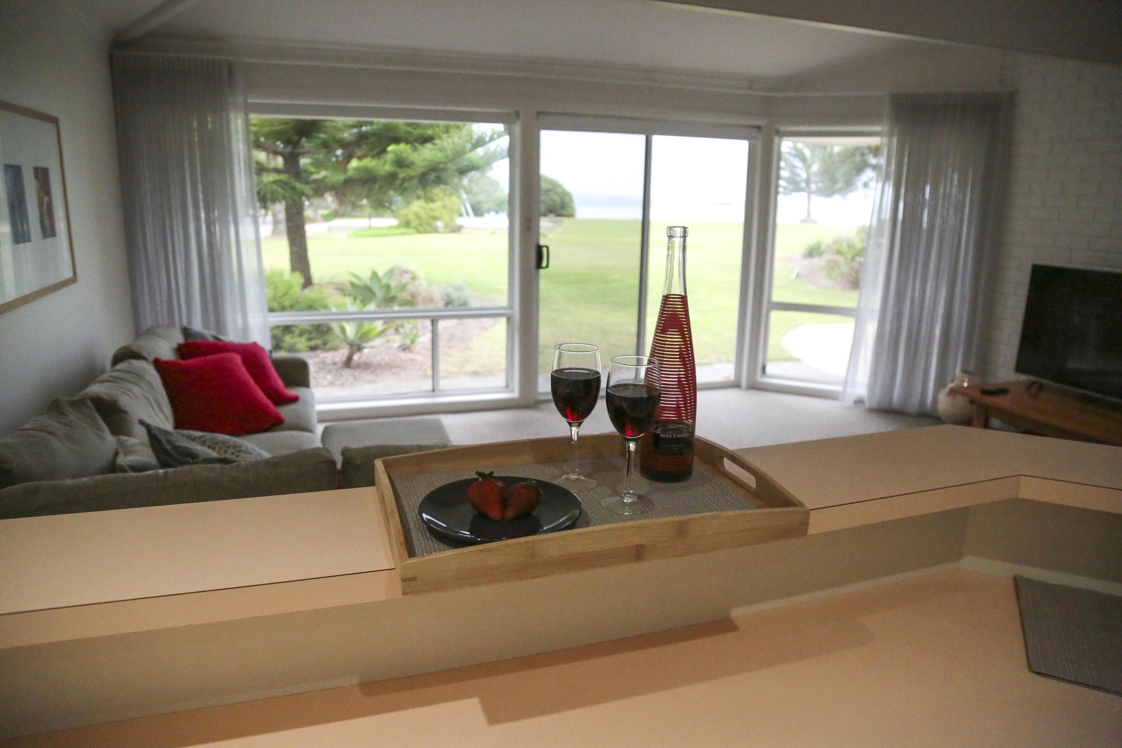 Surfleet Holiday Unit~ the place that offers a little ‘beach-side’ getaway.