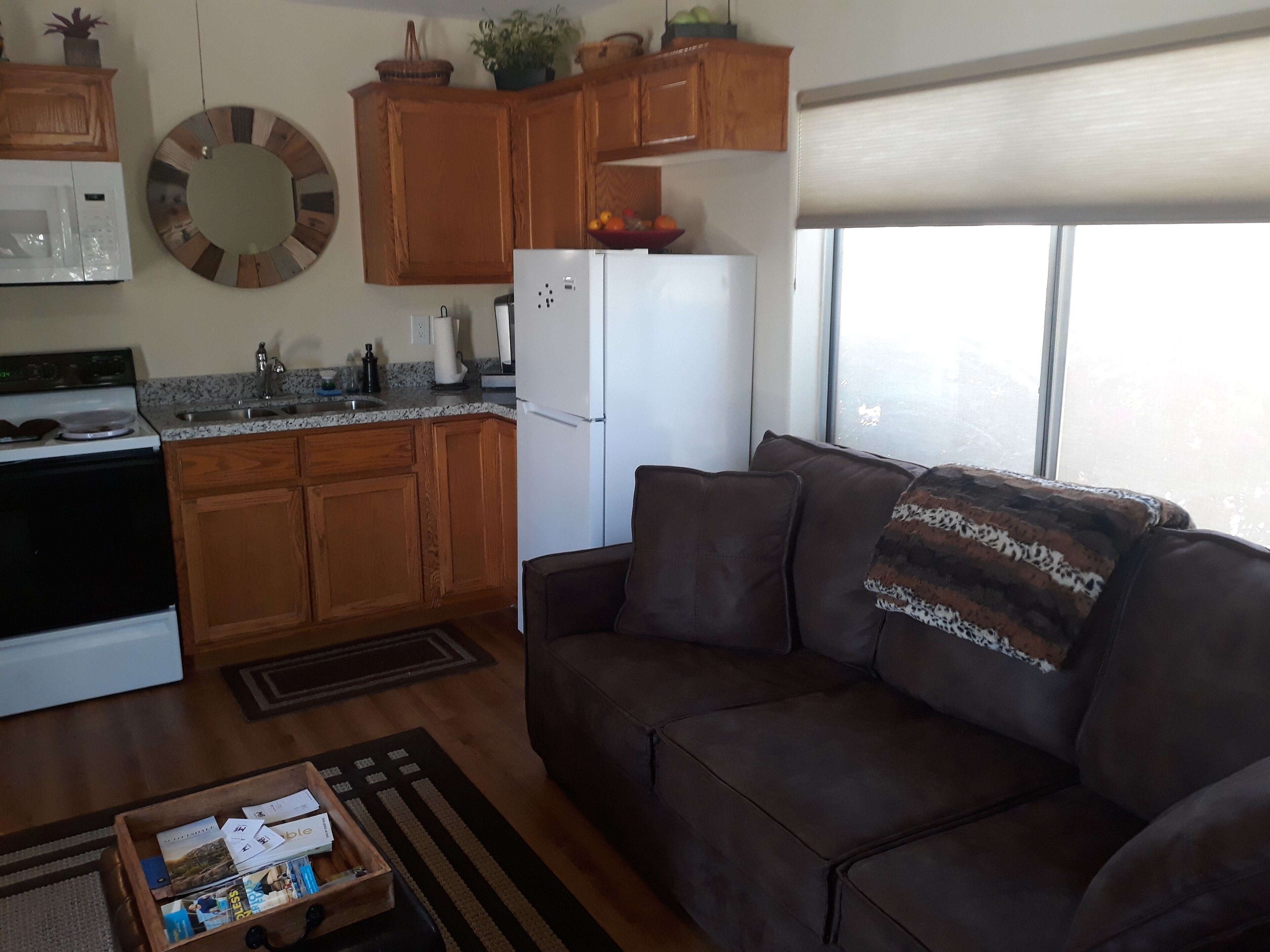 Luxurious 1 bedroom 1 bathroom with full kitchen