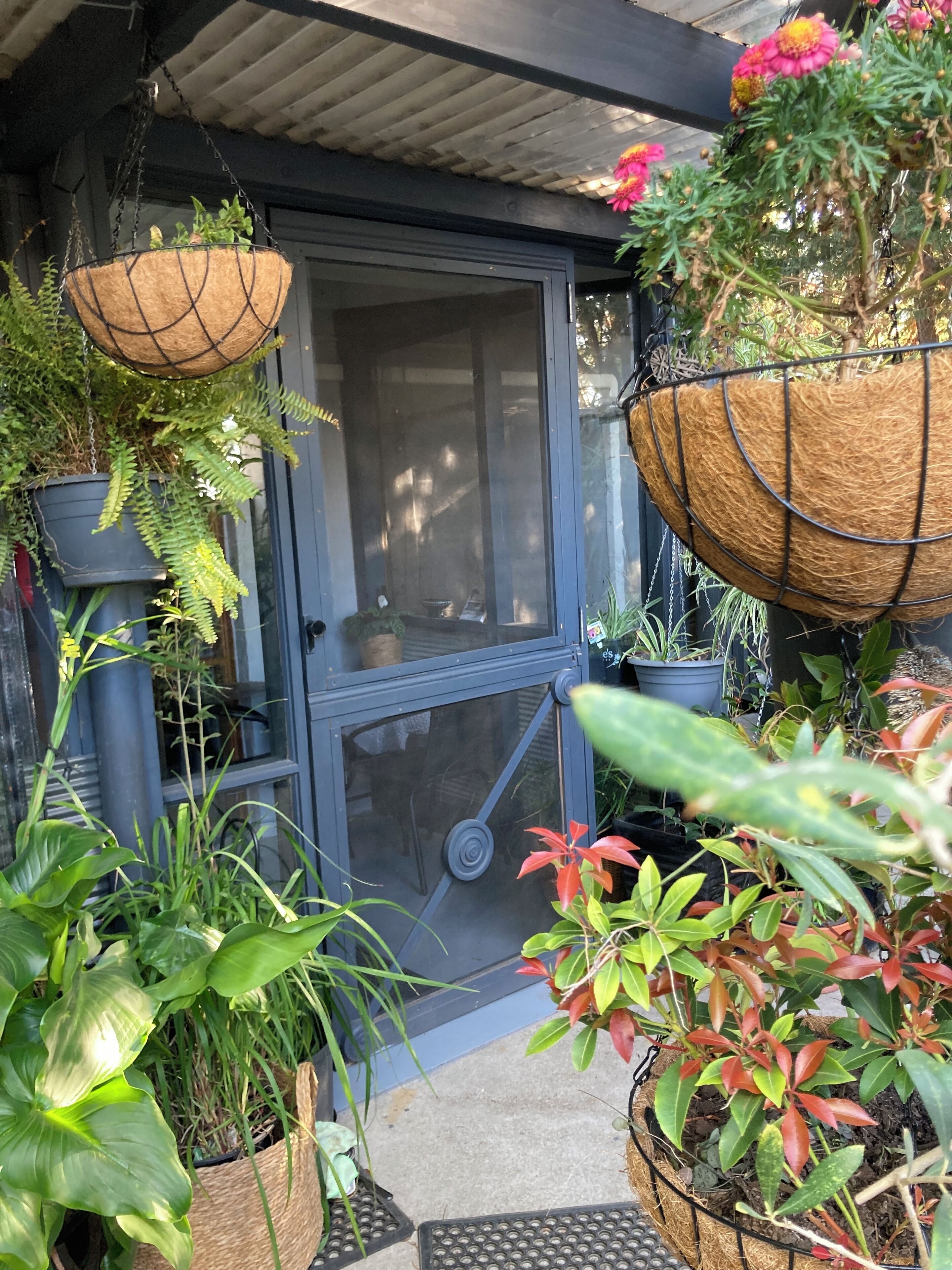 تفاصيل الفندق من الخارج