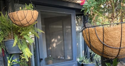 Piilotettu helmi, jossa on oma aidattu puutarha